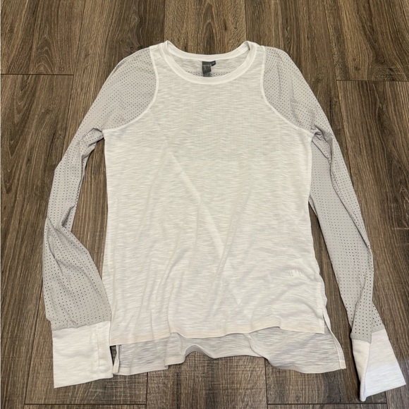 Sweaty Betty Breeze Merino Perforated Long Sleeve Running Tee - White Size Small - Picture 1 of 4
